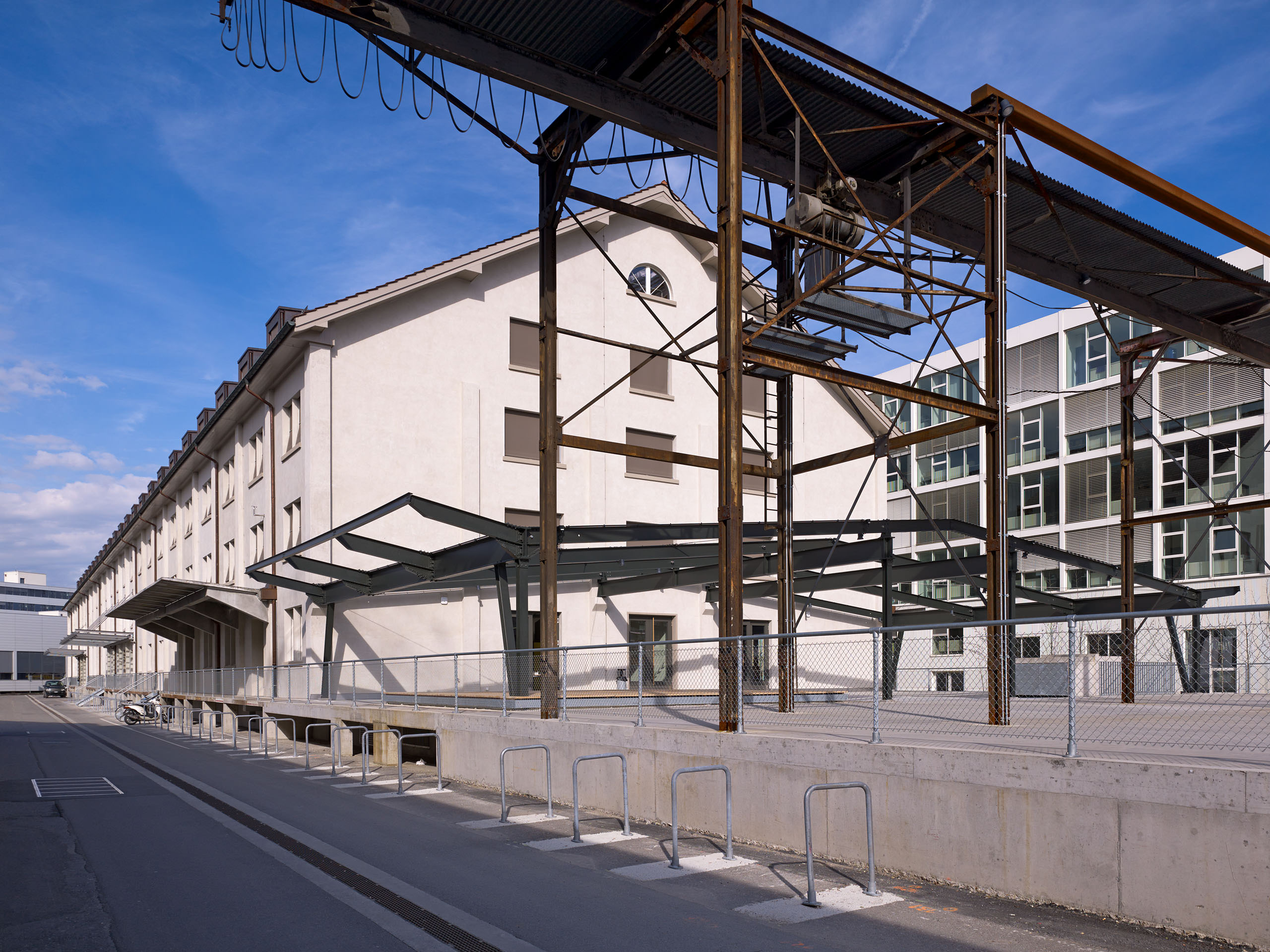 E13483 Alpa 043056 2560